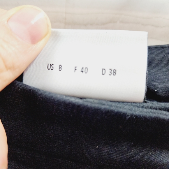 Akris Punto Dress Pants - Picture 6 of 6